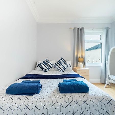 2 Bedroom Apartment サウスエンド・オン・シー エクステリア 写真