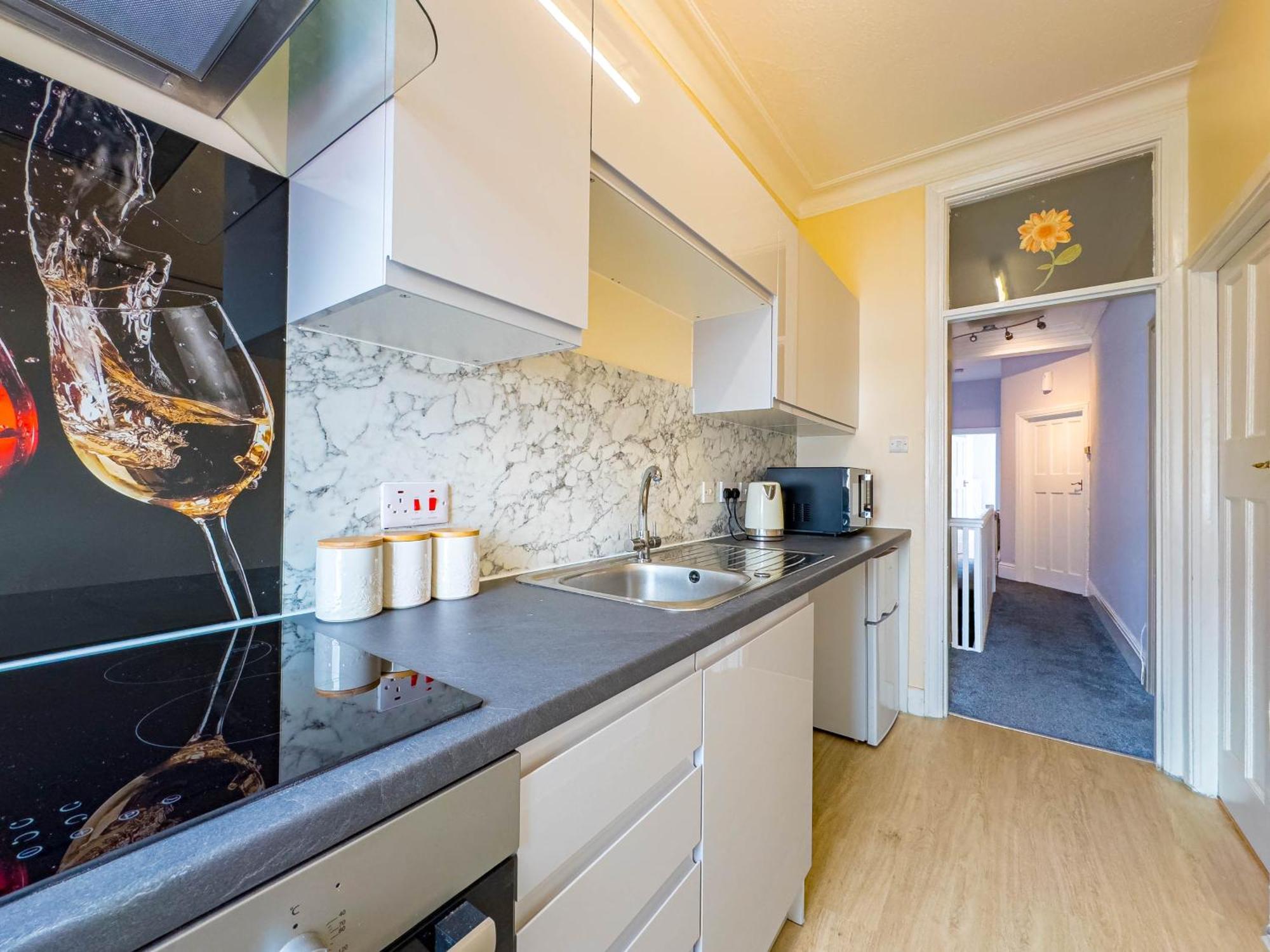 2 Bedroom Apartment サウスエンド・オン・シー エクステリア 写真